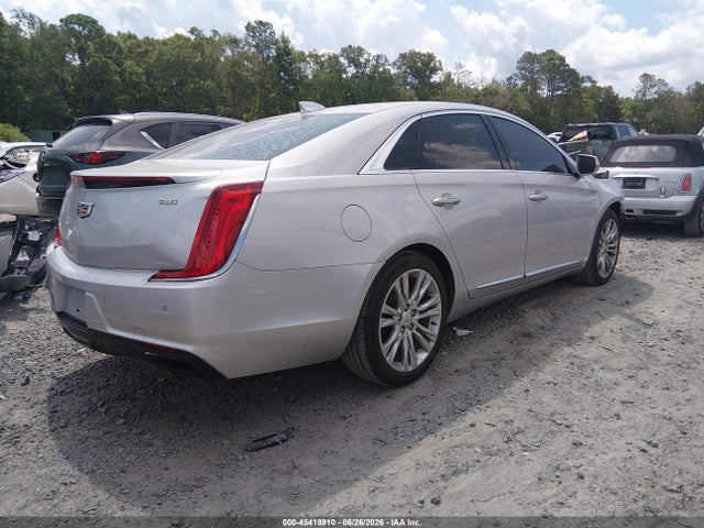 2019 Cadillac XTS LUXURY — фото 4