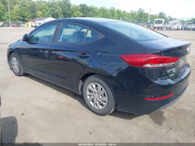 2018 Hyundai ELANTRA SE photo 3
