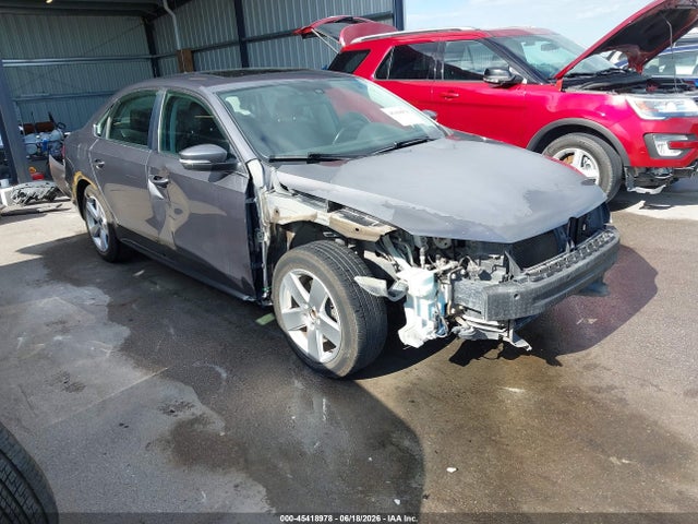 2013 Volkswagen PASSAT 2.5L SE 照片 6