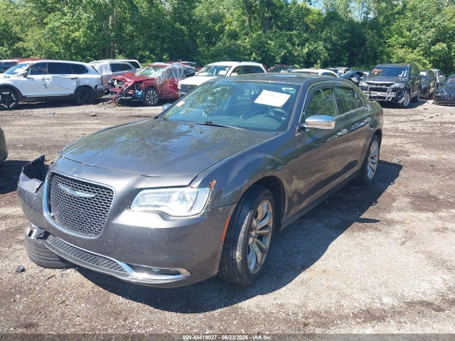 2018 Chrysler 300 LIMITED 照片 2