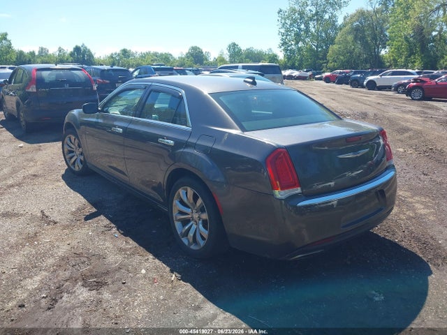 2018 Chrysler 300 LIMITED 照片 3