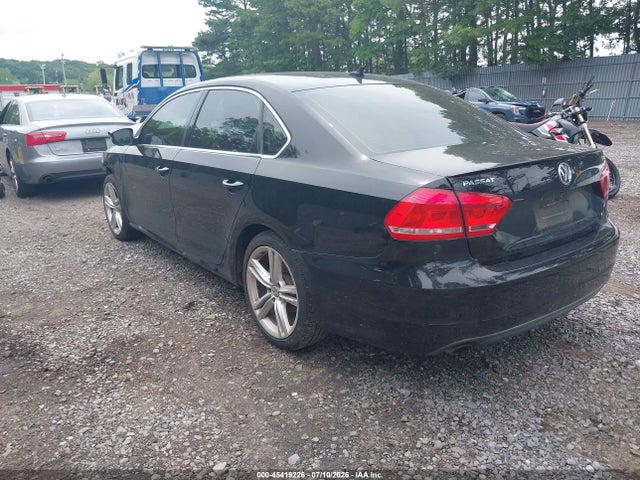 2014 Volkswagen PASSAT 1.8T SE — фото 3