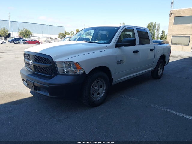 صورة 2 لـ 2018 RAM 1500 TRADESMAN 4X2 5'7 BOX