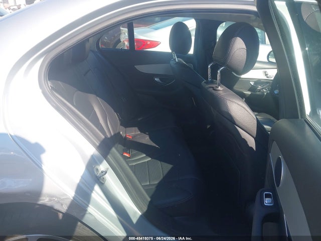 2015 Mercedes-BENZ C 300 photo 8