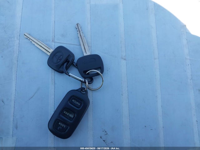 صورة مصغرة 11 لـ 2004 Toyota MATRIX STANDARD