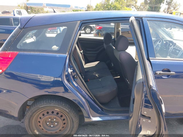 صورة 8 لـ 2004 Toyota MATRIX STANDARD