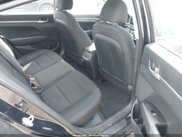 صورة 8 لـ 2019 Hyundai ELANTRA SE
