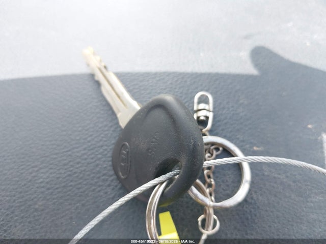 2009 KIA RONDO LX 缩略图 11