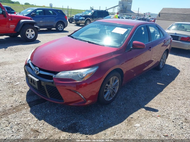 2016 Toyota CAMRY SE 照片 2
