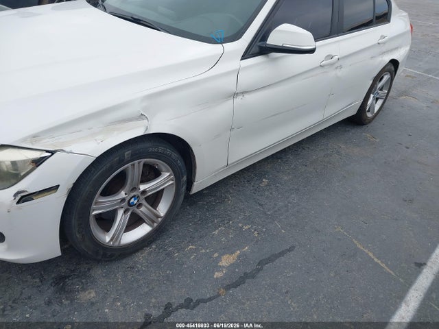 صورة 6 لـ 2015 BMW 320I