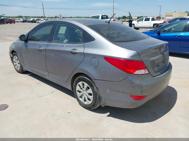 2016 Hyundai ACCENT SE — фото 3