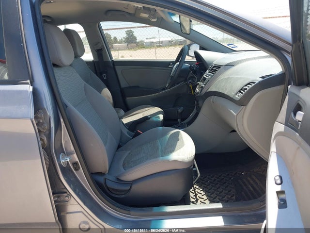 2016 Hyundai ACCENT SE — фото 5