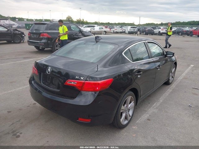 صورة 4 لـ 2013 Acura ILX 2.4L