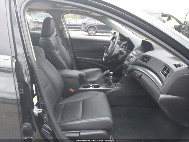 صورة 5 لـ 2013 Acura ILX 2.4L