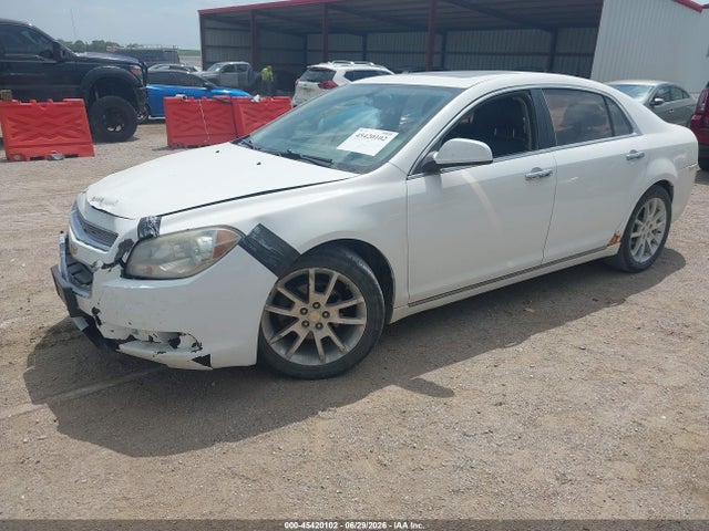 2010 Chevrolet MALIBU LTZ 照片 2