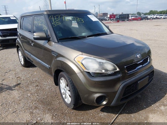 2013 KIA SOUL + 照片 1