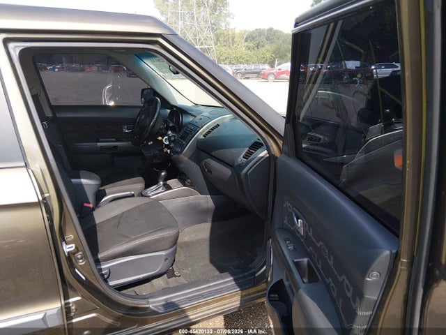 2013 KIA SOUL + 照片 5