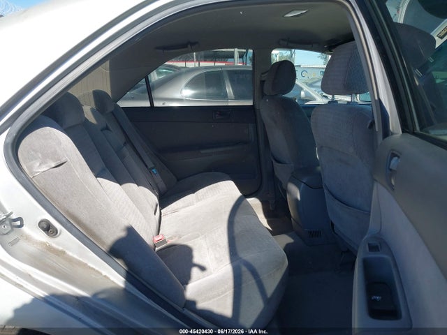 صورة 8 لـ 2003 Toyota CAMRY LE