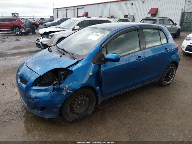 2010 Toyota YARIS 照片 2