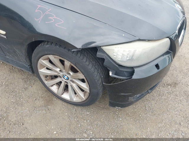 2011 BMW 328I XDRIVE — миниатюра 17