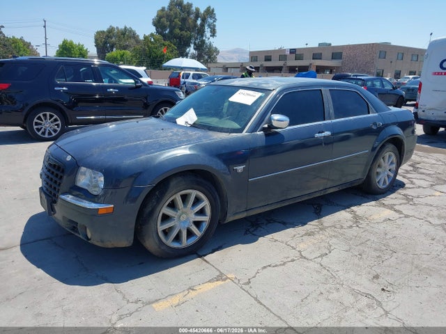 2007 Chrysler 300C — фото 2