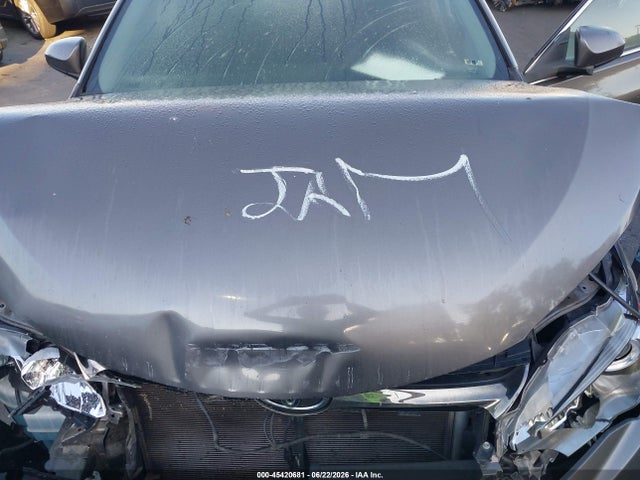 صورة مصغرة 10 لـ 2017 Toyota CAMRY SE