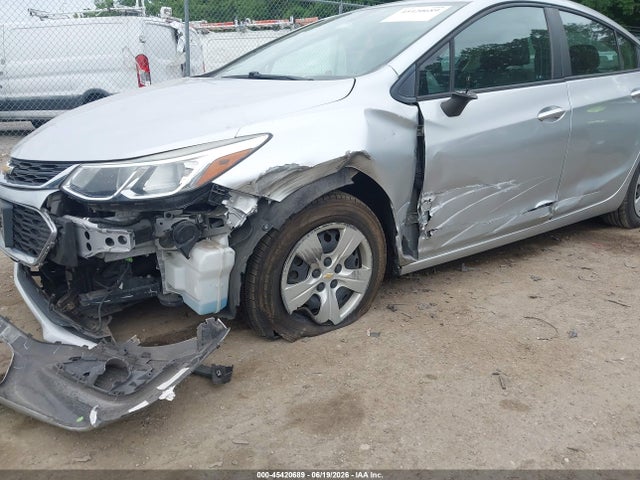 2018 Chevrolet CRUZE LS AUTO 照片 6