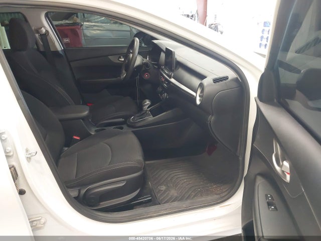 صورة 5 لـ 2019 KIA FORTE LXS