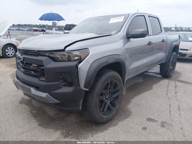 2025 Chevrolet COLORADO 4WD TRAIL BOSS photo 2