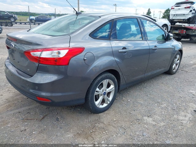 2013 FORD FOCUS SE 照片 4