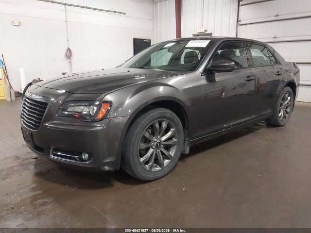 2014 Chrysler 300 300S — миниатюра 2