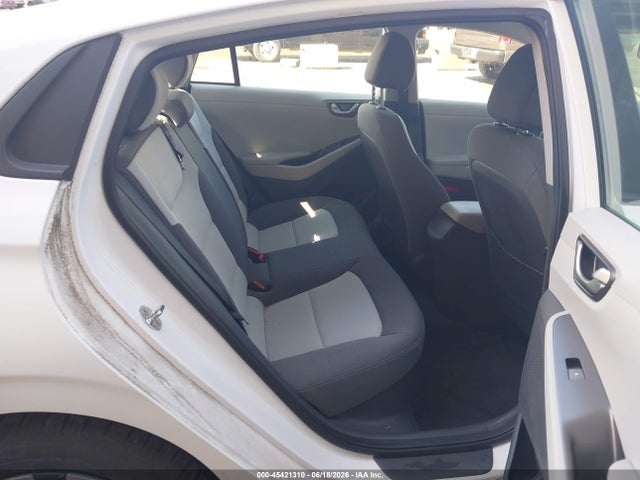 صورة 8 لـ 2020 Hyundai IONIQ HYBRID BLUE