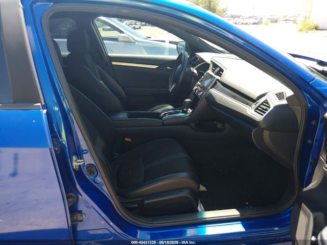 صورة 5 لـ 2020 Honda CIVIC SPORT