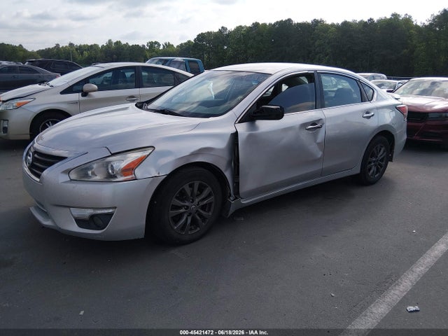 2015 Nissan ALTIMA 2.5 S 照片 2