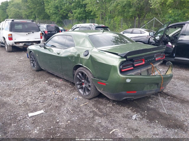 صورة 3 لـ 2021 Dodge CHALLENGER R/T SCAT PACK