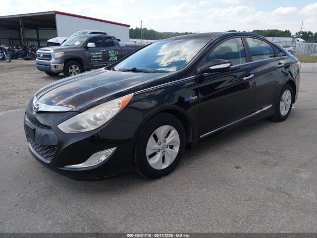 2015 Hyundai SONATA HYBRID — фото 2