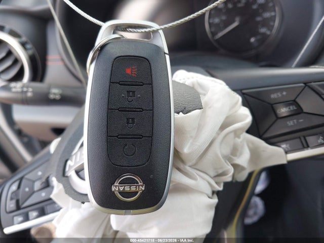 2023 NISSAN KICKS SR XTRONIC CVT 11