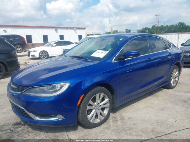 2015 Chrysler 200 LIMITED 照片 2