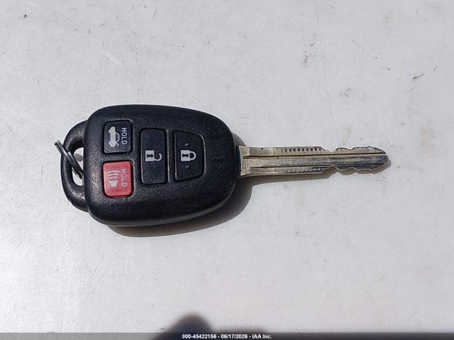 صورة مصغرة 11 لـ 2019 Toyota COROLLA LE