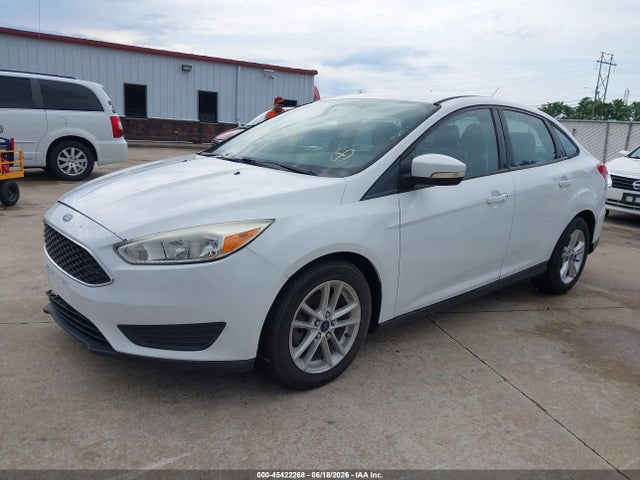 2015 FORD FOCUS SE 照片 2