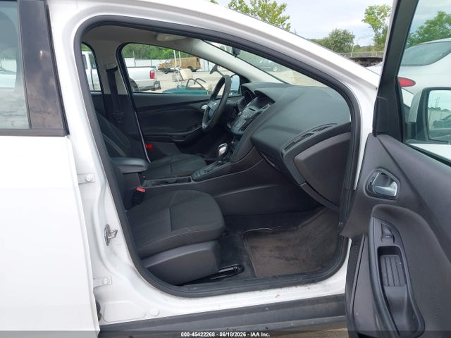 2015 FORD FOCUS SE 照片 5