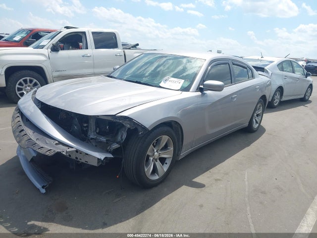 صورة 2 لـ 2016 Dodge CHARGER SXT