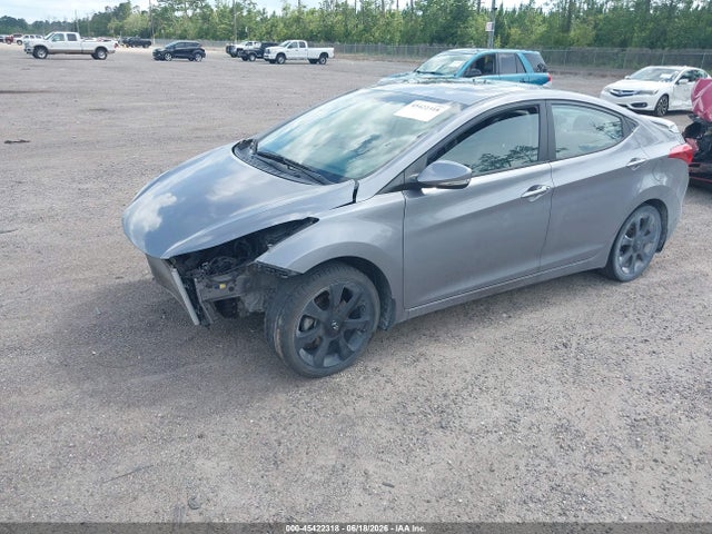 2013 Hyundai ELANTRA LIMITED photo 2