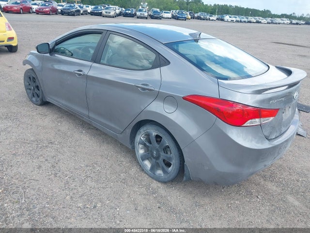 صورة 3 لـ 2013 Hyundai ELANTRA LIMITED