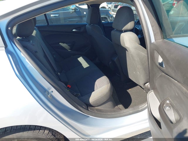 صورة 8 لـ 2017 Chevrolet CRUZE LS AUTO