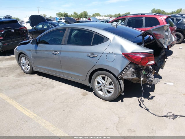 2019 Hyundai ELANTRA SEL 照片 3