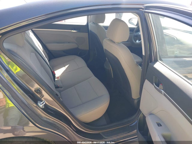 2020 Hyundai ELANTRA SE 照片 3
