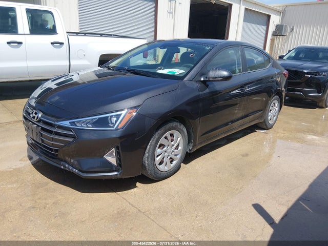2020 Hyundai ELANTRA SE 照片 2