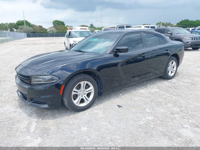 2020 Dodge CHARGER SXT RWD — фото 2
