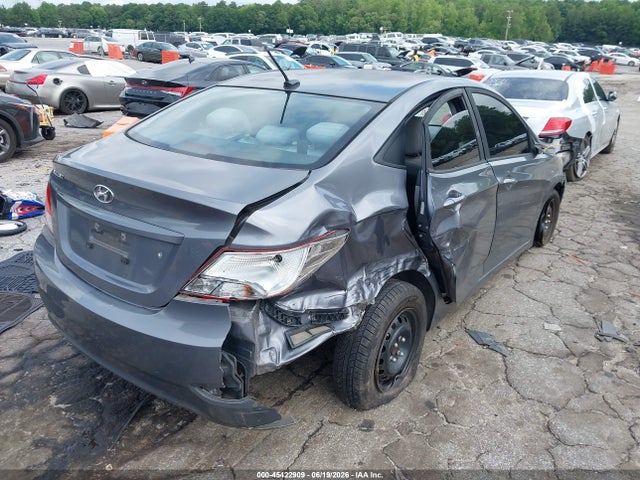 2017 Hyundai ACCENT SE 照片 4